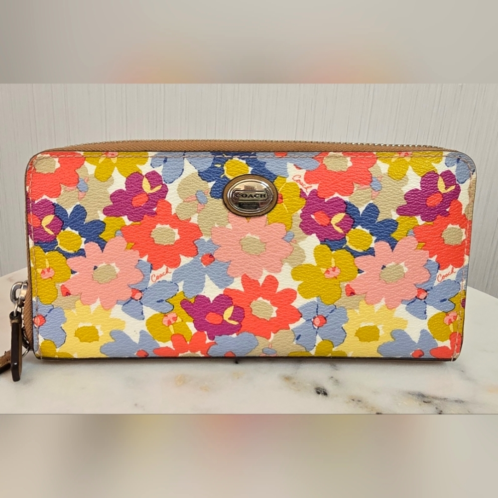 Coach Peyton Floral Print Wallet
